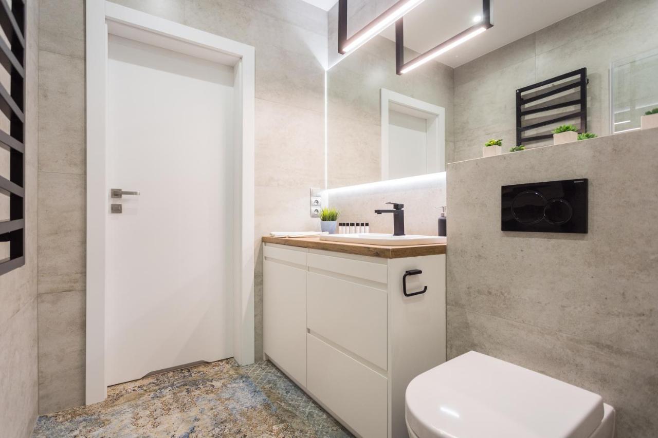 City Of The Kings - Smile Apartment Краков Экстерьер фото